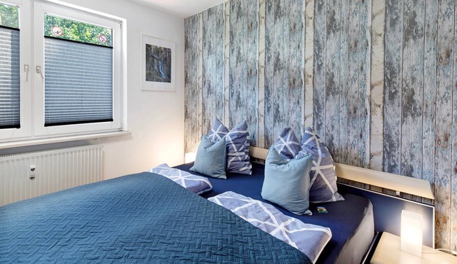 Characterful Apartment in the Heart of Kassel with Parking Included