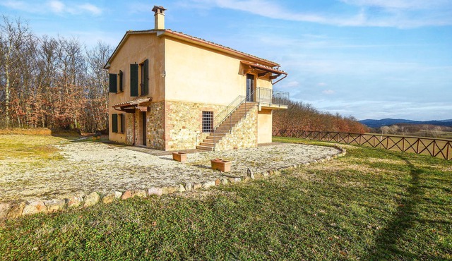Characterful country house in Tuscany.