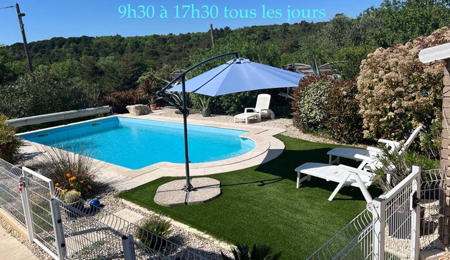 Charmant Studio Avec Terrasse et Piscine à 1/4 h d' Uzès - Climatisé