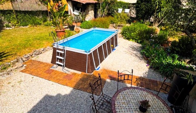 Charmante maison au calme - Piscine - Jardin - Parking - à 30min de Nice