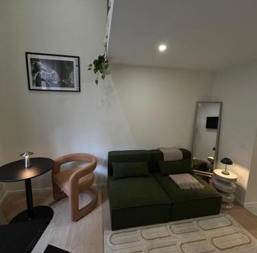 Charmant studio avec mezzanine et terasse
