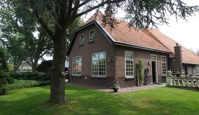 Charmantbuiten
