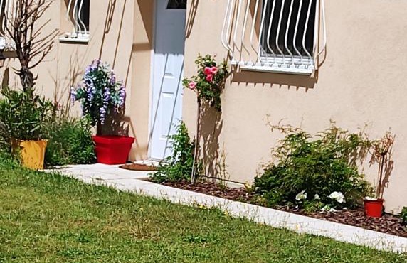Charmante maison proche de Disney Parking gratuit