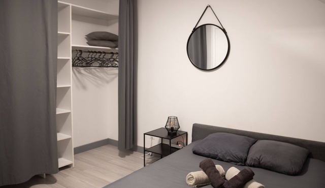 Charmante Maisonnette Centre Nemours
