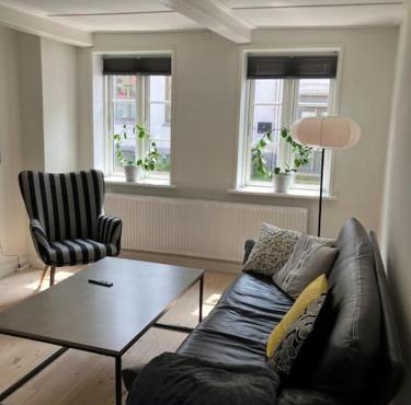 Charmerende byhus midt i Assens