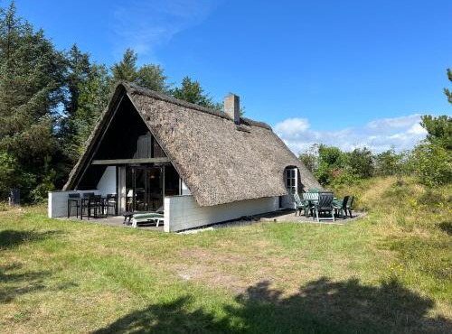 Charmerende sommerhus - natur, hygge og ro