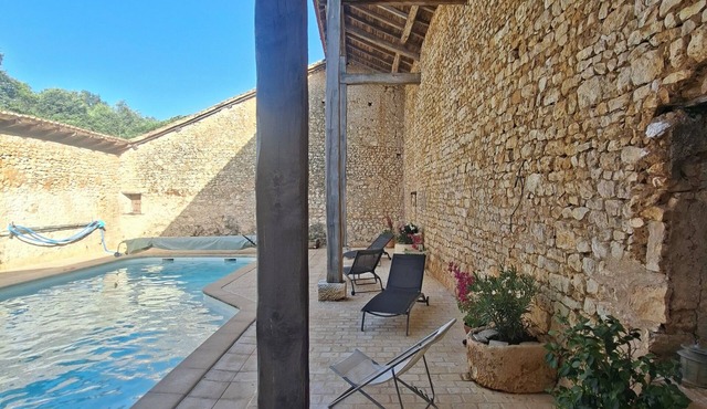 Charming house at the gates of the dordogne, beautiful swimming pool