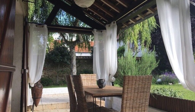 Charming Brie house in a quiet haven of peace near Disneyland