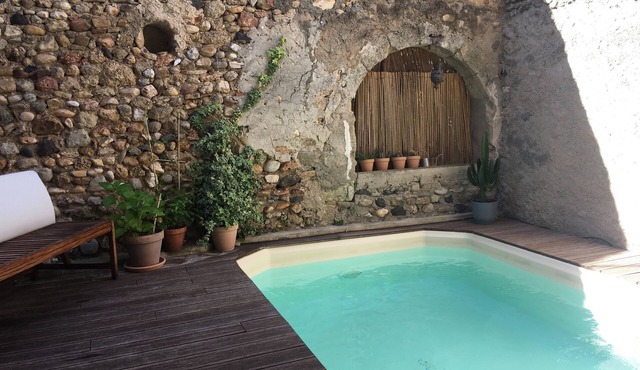 Charming house with small pool near Saint Guilhem