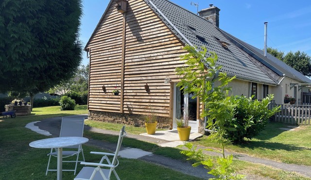 Charming 1-bedroom gite in delightful countryside hamlet with views