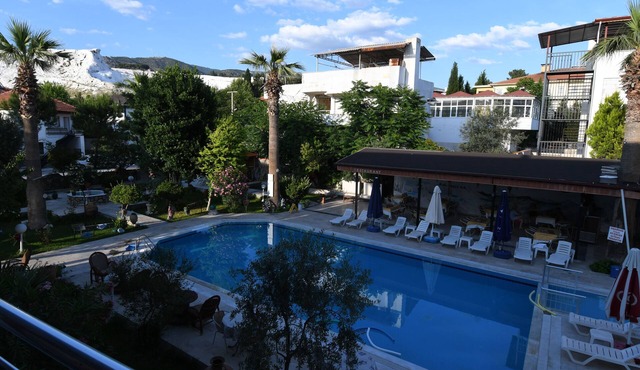 Charming 1-bedroom hotel with AC and WiFi in marvelous Pamukkale.