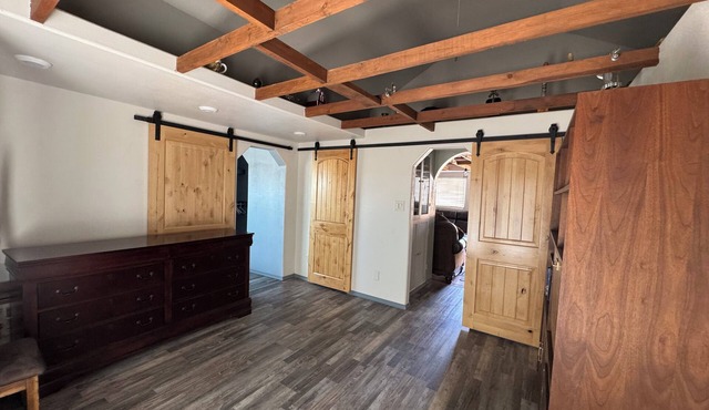 Charming 1-bedroom cottage with WiFi and AC in delightful Pendleton