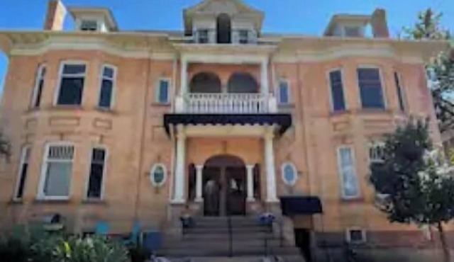 Charming 1-Bedroom condo in City Park West, Denver
