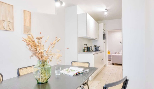 Charming 1-Bedroom Retreat Near Ghent City Center