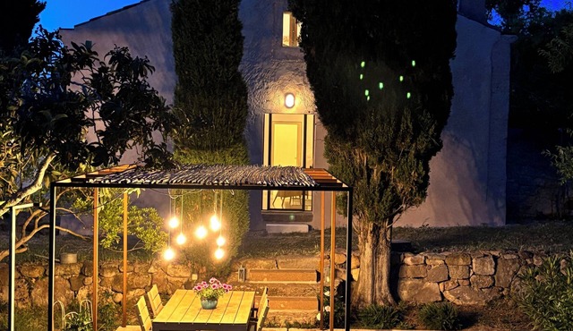 Charming 17th-century Landhouse Xiprer - near to the town and the sea