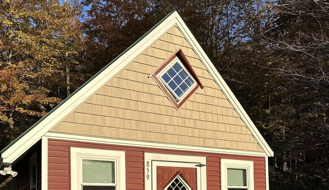 Charming 1BR Cottage-near the Vermont you love