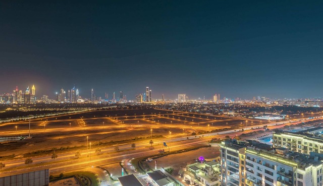 Charming 1BR w Skyline Views in Al Jaddaf