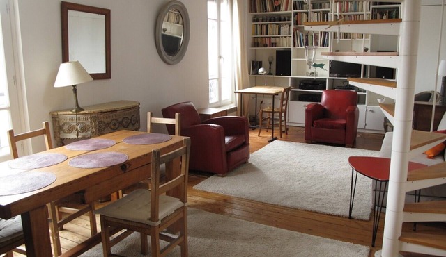 Charming 2/3-room duplex apartment Paris Montparnasse