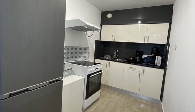 Charming 2-bed Apartment in Kallithea