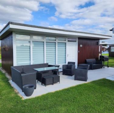 Charming 2-Bed Chalet