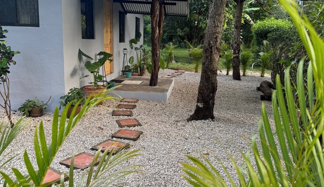 Charming 2-bedroom Casita in Playa Lagartillo near Avellanas and Negra