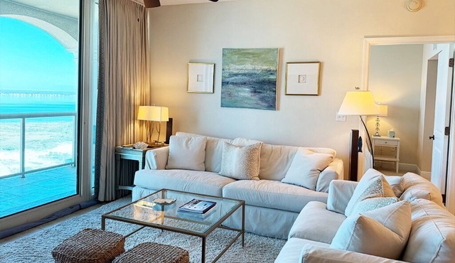 Charming 2-bedroom Portofino condo, amazing views on delightful Pensacola Beach
