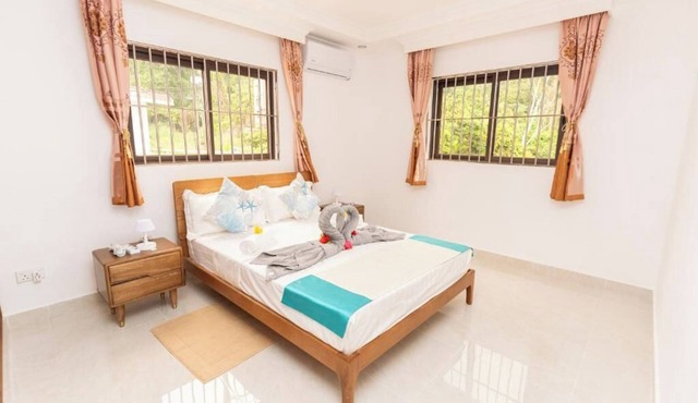 Charming 2-Bedroom Apartment