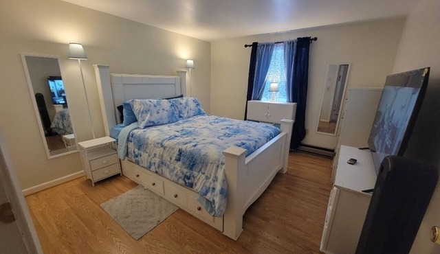 Charming 2-bedroom house in tranquil New Gloucester with WiFi, AC