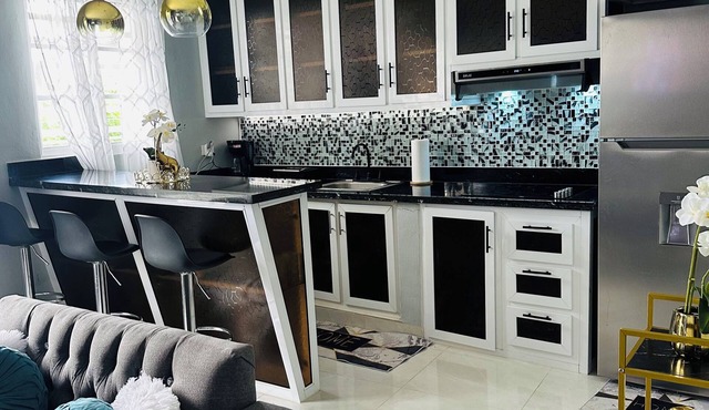 Charming 2-bedroom apartment in Villa La Mata with WiFi, AC