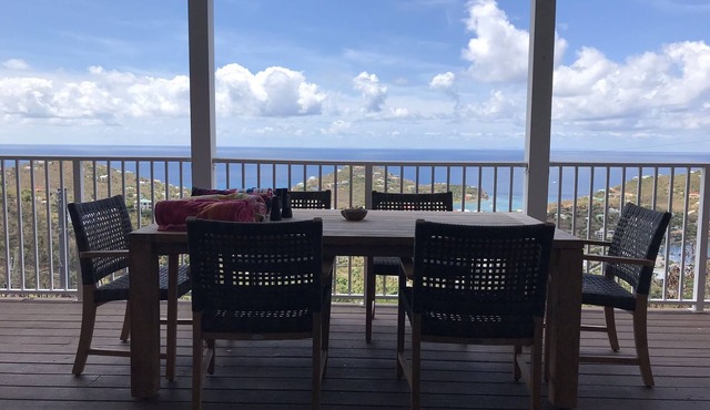 Charming 2 Bedroom/2.5 Bath Villa With Beautiful Views!