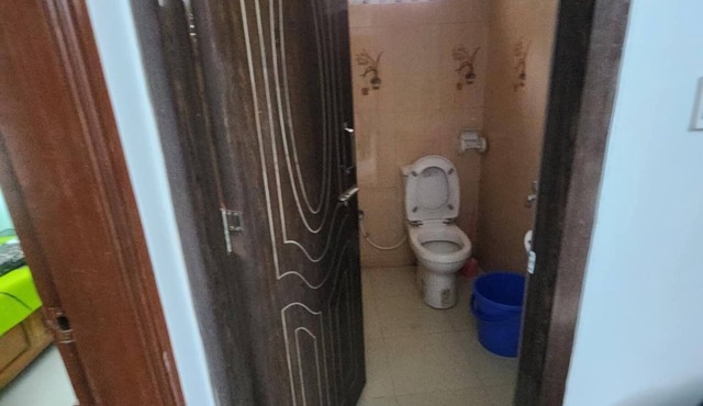Charming 2-bedroom Apartment with WiFi, AC in pleasant Bashundhara, Dhaka.