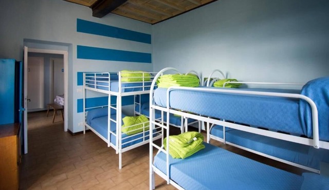 Charming 2-bedroom bed & breakfast in delightful Scafati with WiFi, AC