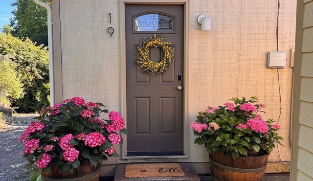 Charming 2-bedroom bungalow in welcoming Burien