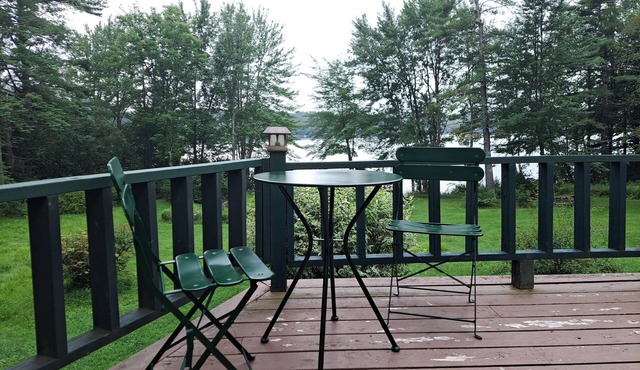 Charming 2-bedroom cabin in lovely Monmouth