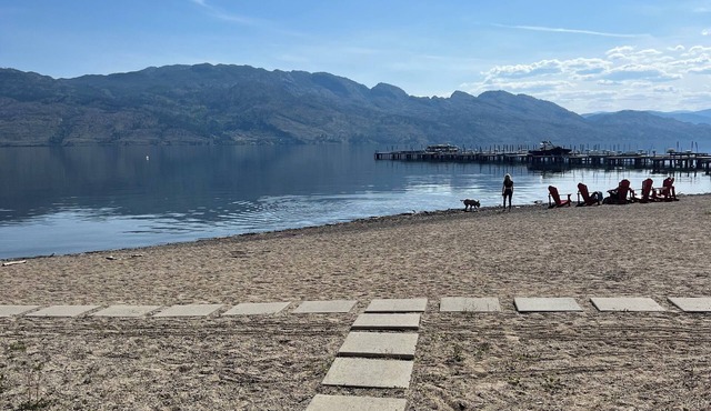 Charming 2-bedroom condo on the lake in West Kelowna with access to a boat lift.