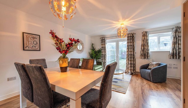 Charming 2-Bedroom House in Northfleet