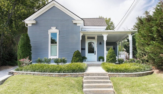 Charming 2-bedroom historic home in Franklin, TN