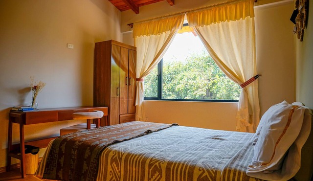 Charming 2-bedroom house in Cotacachi with WiFi access