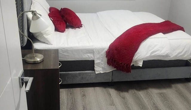 Charming 2-bedroom house in Beaumont with AC, WiFi