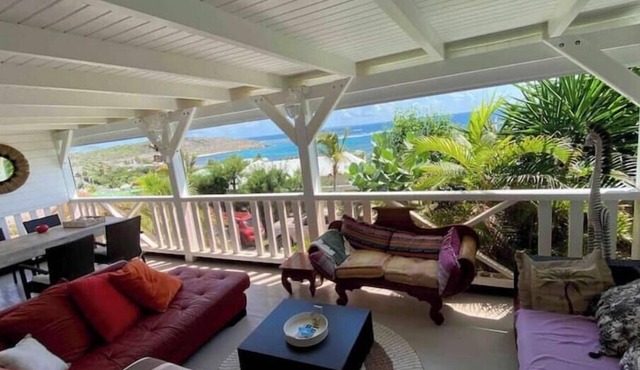 Charming 2-bedroom house in welcoming Saint Martin with AC, WiFi