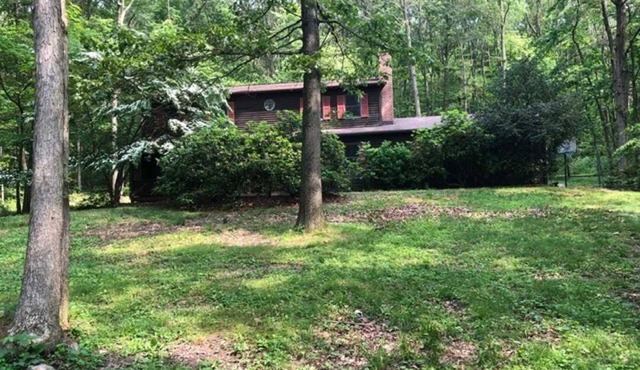 Charming 2-bedroom B&B in Honey Brook with WiFi, fitness room bed and breakfast