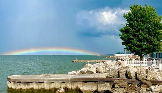 Charming 2-bedroom house in Port Clinton on the lake
