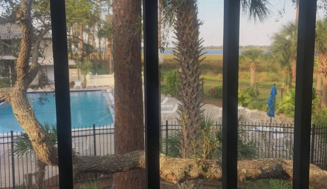 Charming 2-bedroom condo with beautiful views of the Matanzas river.