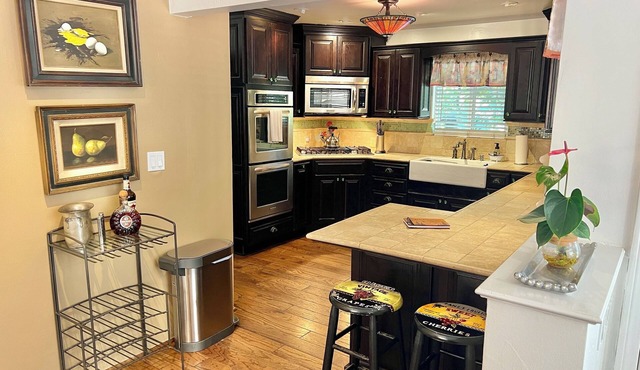 Charming 2-bedroom villa in brilliant Silverado with AC, WiFi