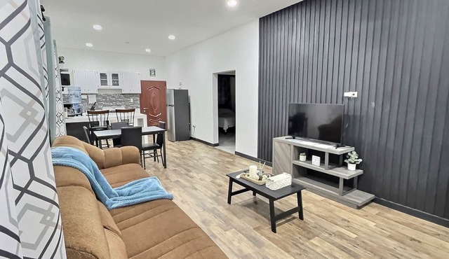 Charming 2 BR Apt in Ladyville, close to Airport