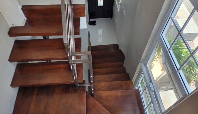 Charming 2-bedroom house in St. Catherine Parish with WiFi, AC