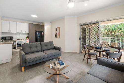 Charming 2BR Home in Serene Mount Warren Park