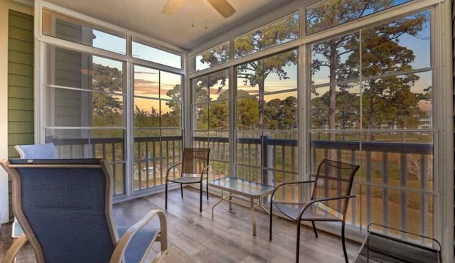 Charming 2BR,Pool,W22