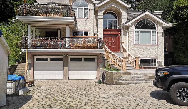 Charming 3-bedroom apartment in North Vancouver