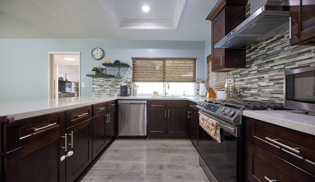 Charming 3-bedroom house with AC and WiFi in Hacienda Heights
